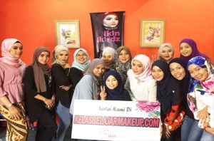 cara-makeup-kursus-makeup-class-murah-asas-solekan