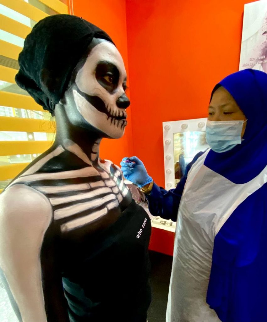 persiapan-make-up-solekan-body-painting-skm-seni-solekan-tahap-3